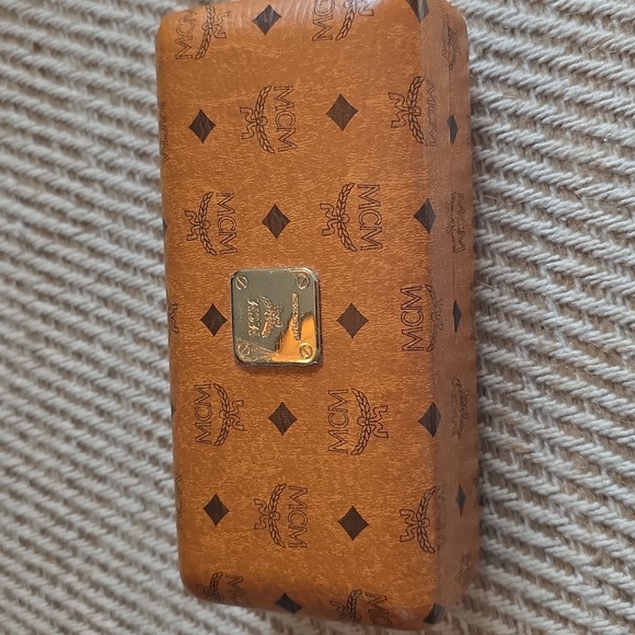 MCM Black‎ Sunglasses